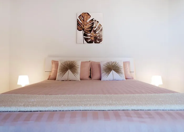 With View - Free Parking - Aurora *