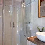 With View - Free Parking - Aurora Apartmán